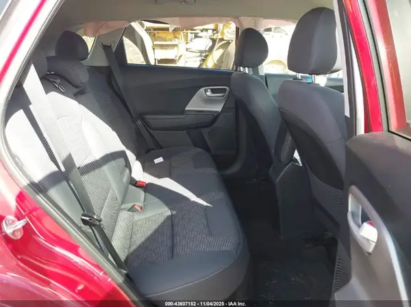 KNDCB3LC3K5303455 2019 KIA NIRO - Image 8