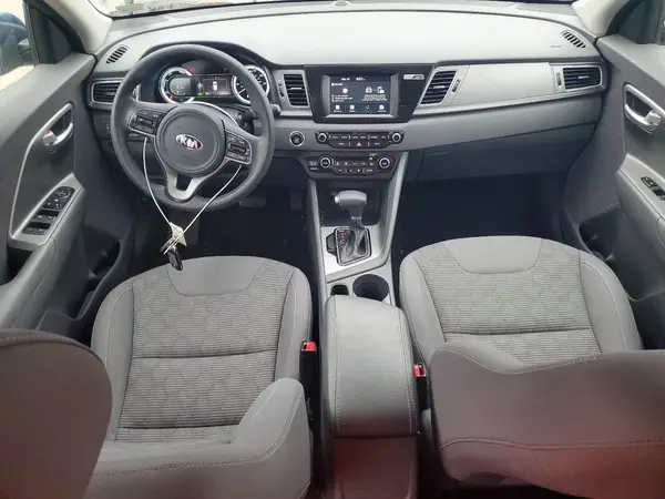 KNDCB3LC3K5311796 2019 KIA NIRO - Image 8