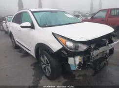 KNDCB3LC3K5317579 2019 KIA NIRO