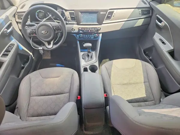 KNDCB3LC3K5317761 2019 KIA NIRO - Image 8