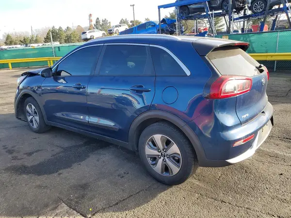 KNDCB3LC3K5322085 2019 KIA NIRO - Image 2