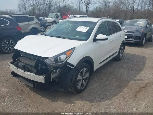 KNDCB3LC3K5331143 2019 KIA NIRO - Image 2