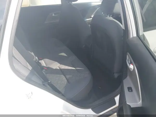 KNDCB3LC3K5331143 2019 KIA NIRO - Image 8