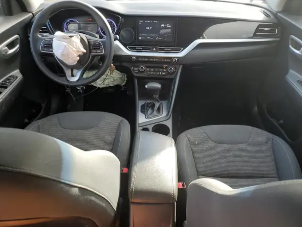 KNDCB3LC3L5395409 2020 KIA NIRO - Image 8