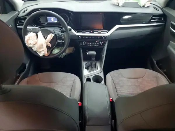 KNDCB3LC3L5419627 2020 KIA NIRO - Image 8