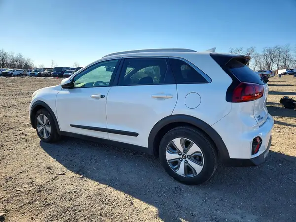 KNDCB3LC3L5427422 2020 KIA NIRO - Image 2