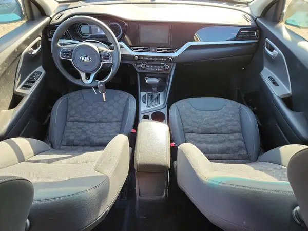 KNDCB3LC3L5427422 2020 KIA NIRO - Image 8