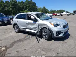 KNDCB3LC3L5439425 2020 KIA NIRO