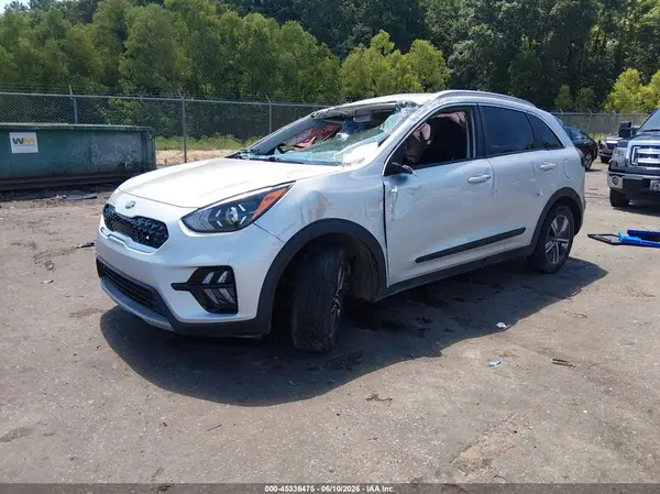 KNDCB3LC3L5439425 2020 KIA NIRO - Image 2