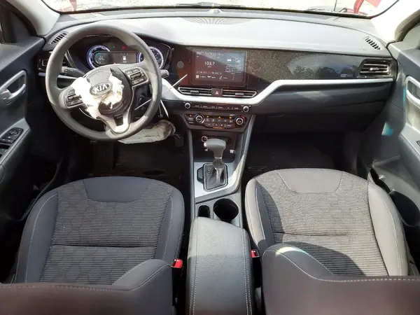 KNDCB3LC3L5445449 2020 KIA NIRO - Image 8