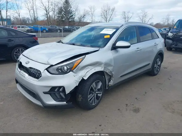 KNDCB3LC3M5471227 2021 KIA NIRO - Image 2