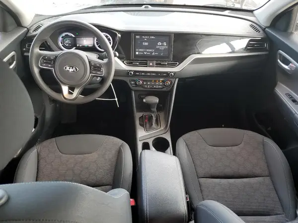 KNDCB3LC3M5471437 2021 KIA NIRO - Image 8