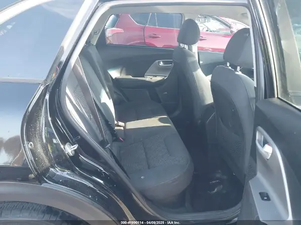 KNDCB3LC3M5485631 2021 KIA NIRO - Image 8