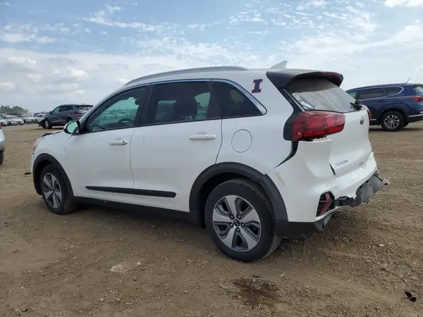 KNDCB3LC3M5487976 2021 KIA NIRO - Image 2