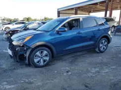 KNDCB3LC3N5539270 2022 KIA NIRO