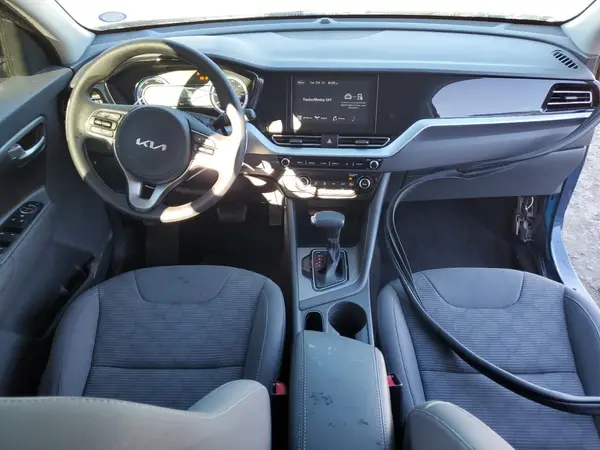 KNDCB3LC3N5539270 2022 KIA NIRO - Image 8