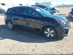 KNDCB3LC3N5542234 2022 KIA NIRO