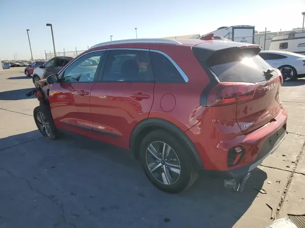 KNDCB3LC3N5548597 2022 KIA NIRO - Image 2