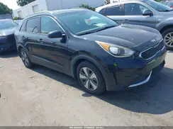 KNDCB3LC4H5039851 2017 KIA NIRO