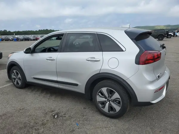 KNDCB3LC4H5044113 2017 KIA NIRO - Image 2