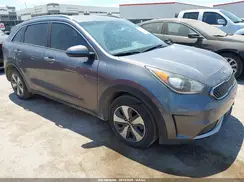 KNDCB3LC4H5047271 2017 KIA NIRO