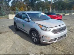 KNDCB3LC4H5049067 2017 KIA NIRO