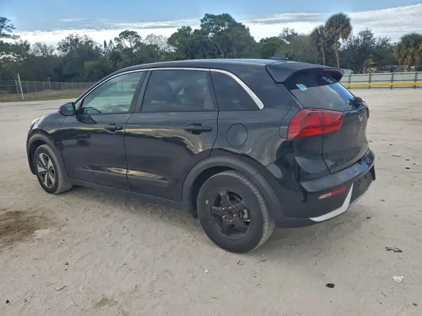 KNDCB3LC4H5049845 2017 KIA NIRO - Image 2