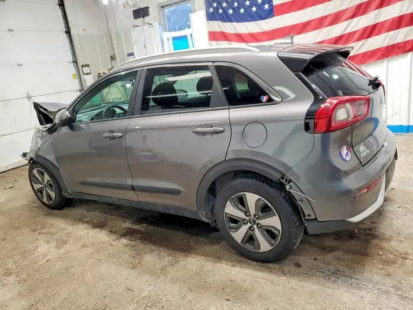 KNDCB3LC4H5053913 2017 KIA NIRO - Image 2