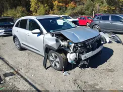 KNDCB3LC4H5054253 2017 KIA NIRO