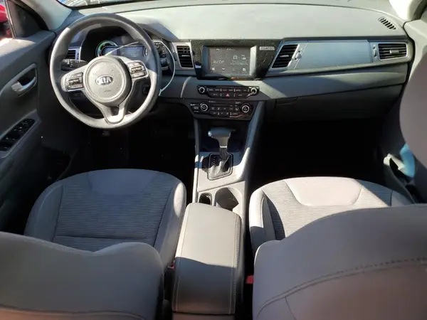 KNDCB3LC4H5058917 2017 KIA NIRO - Image 8