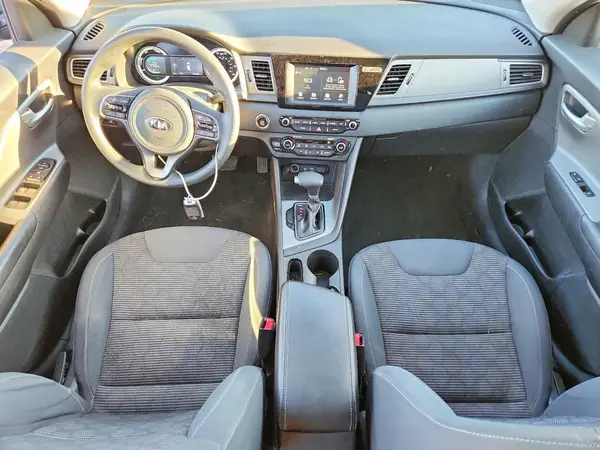 KNDCB3LC4H5064099 2017 KIA NIRO - Image 8