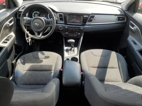 KNDCB3LC4H5064166 2017 KIA NIRO - Image 8
