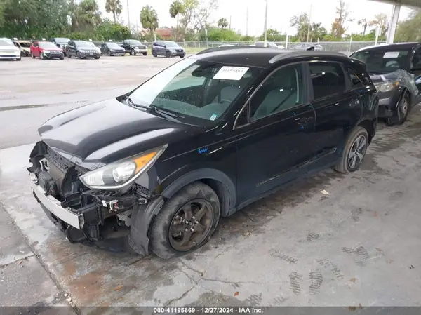 KNDCB3LC4H5072638 2017 KIA NIRO - Image 2