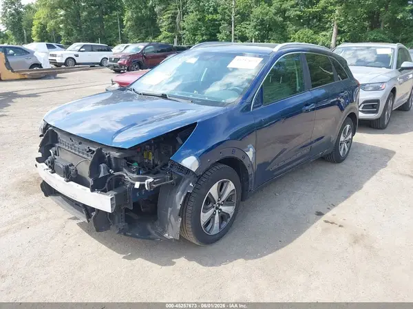 KNDCB3LC4H5080464 2017 KIA NIRO - Image 2