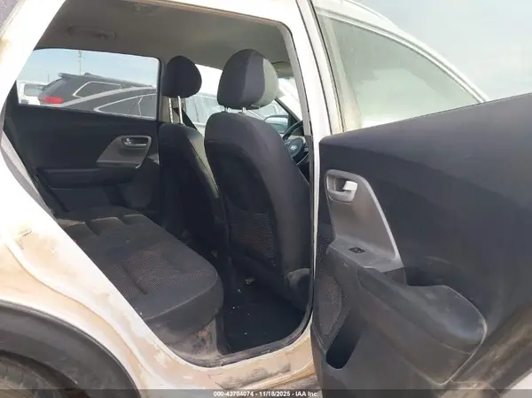 KNDCB3LC4H5088032 2017 KIA NIRO - Image 8