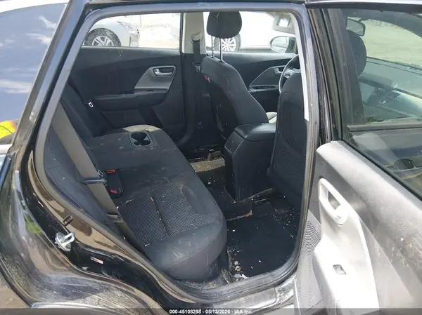 KNDCB3LC4J5109869 2018 KIA NIRO - Image 8