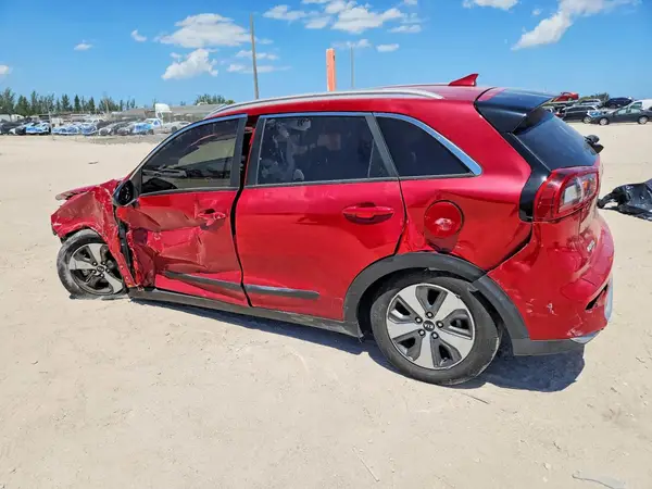 KNDCB3LC4J5113517 2018 KIA NIRO - Image 2