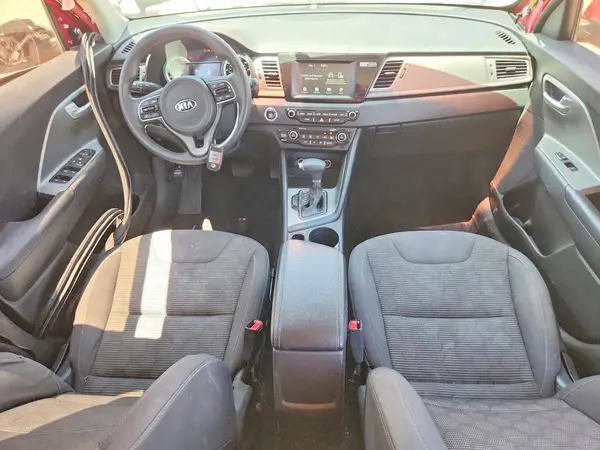 KNDCB3LC4J5113517 2018 KIA NIRO - Image 8