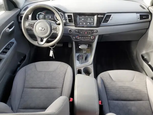 KNDCB3LC4J5119477 2018 KIA NIRO - Image 8