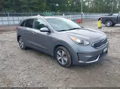 KNDCB3LC4J5119592 2018 KIA NIRO