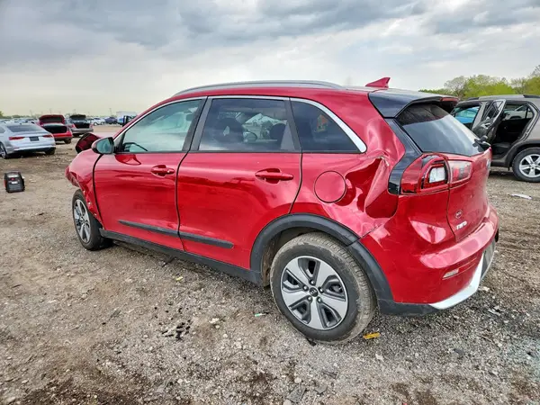 KNDCB3LC4J5123304 2018 KIA NIRO - Image 2