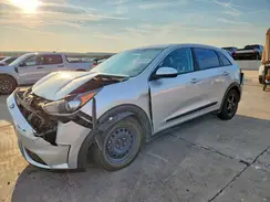 KNDCB3LC4J5123528 2018 KIA NIRO