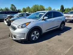 KNDCB3LC4J5132665 2018 KIA NIRO