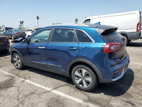 KNDCB3LC4J5138966 2018 KIA NIRO - Image 2