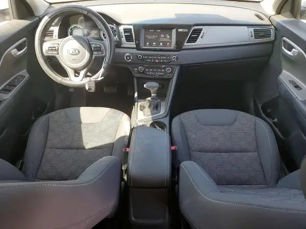 KNDCB3LC4J5158179 2018 KIA NIRO - Image 8