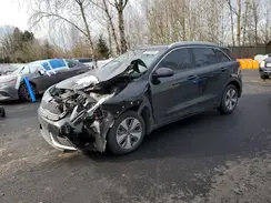 KNDCB3LC4J5158702 2018 KIA NIRO