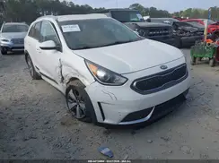 KNDCB3LC4J5171482 2018 KIA NIRO