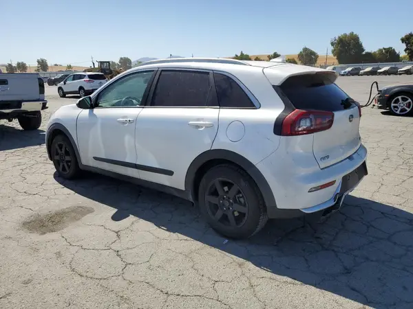 KNDCB3LC4J5179436 2018 KIA NIRO - Image 2