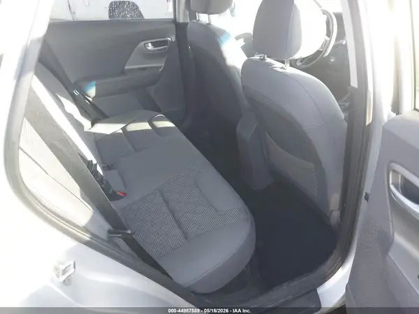 KNDCB3LC4J5184247 2018 KIA NIRO - Image 8