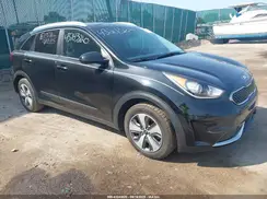 KNDCB3LC4J5204156 2018 KIA NIRO